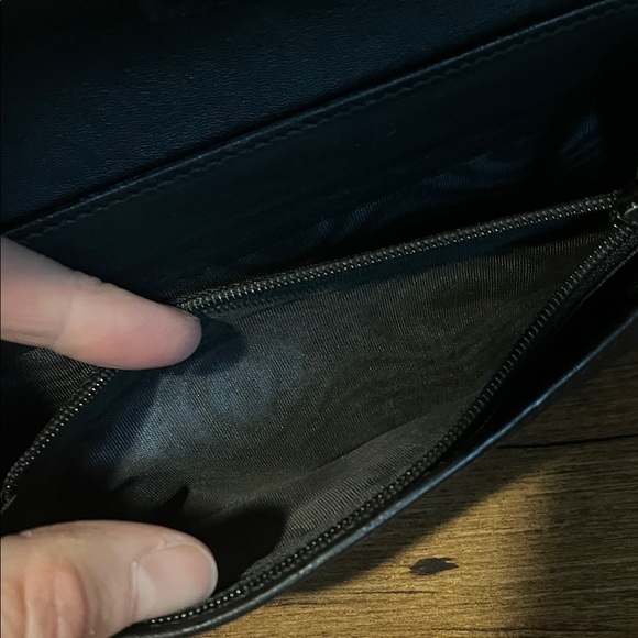 GUCCI Black Guccissima Leather Long Wallet - Picture 11 of 14